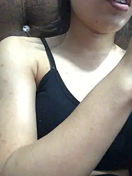 Tanvi roy98 online show from 02-17-25, 07:37