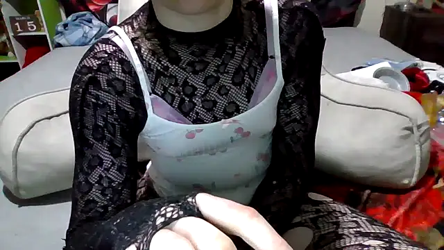 AverageRose online show from 03-16-25, 02:32