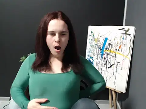 Snapshot of mini_girly chatting on 01-17-25, 04:26 mini girly online show from 01-17-25, 04:26