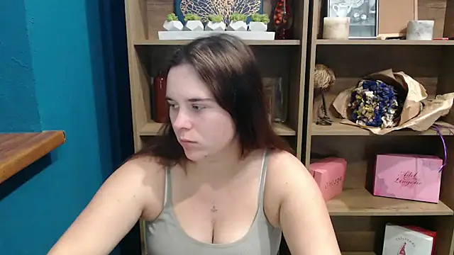 Snapshot of mini_girly chatting on 10-05-25, 12:25 mini girly online show from 10-05-25, 12:25