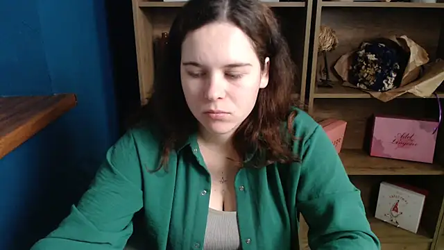 Snapshot of mini_girly chatting on 10-12-25, 10:03 mini girly online show from 10-12-25, 10:03