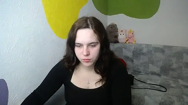 mini girly online show from 11-10-25, 01:10