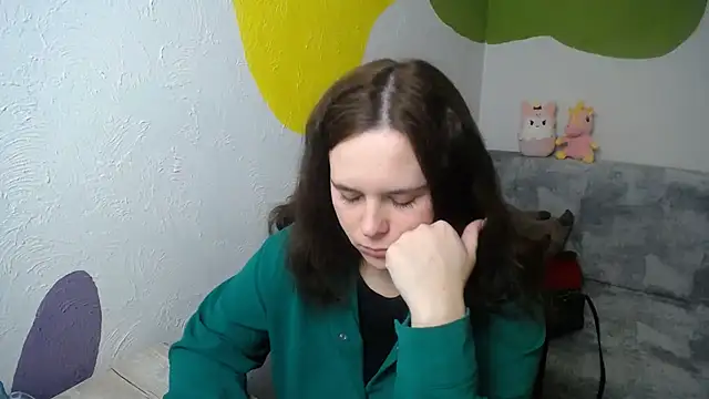 mini girly online show from 11-13-25, 03:22