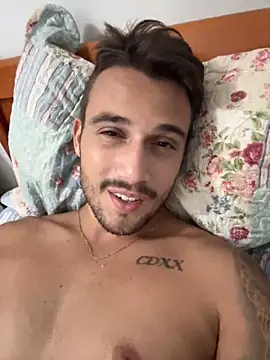 carvalhofelipe online show from 02-03-25, 01:41