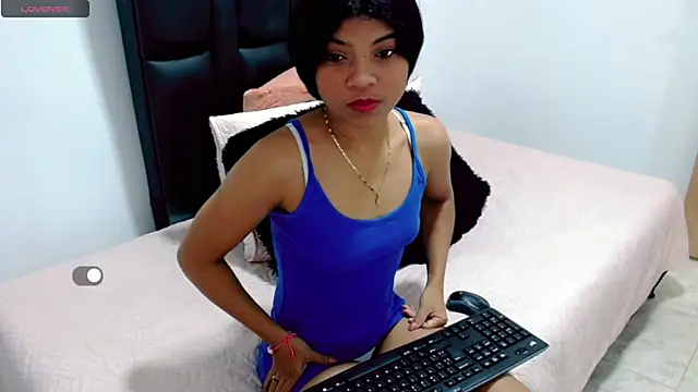 Snapshot of mia_grey01 chatting on 01-07-25, 12:31 mia grey01 online show from 01-07-25, 12:31