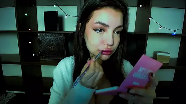 Lexi Jous online show from 01-28-25, 01:49