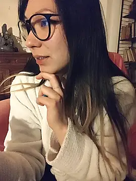 Snapshot of LoveFoxyQueen chatting on 03-20-26, 12:48 LoveFoxyQueen online show from 03-20-26, 12:48