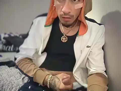 Snapshot of badboy366 chatting on 02-08-26, 11:24 badboy366 online show from 02-08-26, 11:24