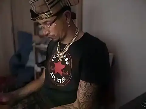 Snapshot of badboy366 chatting on 02-28-26, 05:30 badboy366 online show from 02-28-26, 05:30