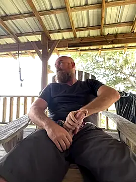 Snapshot of 32XRedBeard chatting on 11-16-25, 06:24 32XRedBeard online show from 11-16-25, 06:24