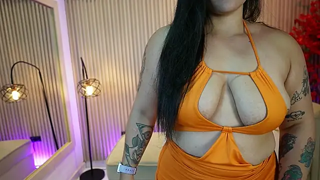 Snapshot of Emma_Walkerr_ chatting on 09-15-25, 07:03 Emma Walkerr online show from 09-15-25, 07:03