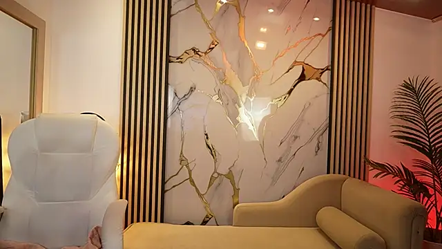 Emma Walkerr  online show from 04-10-26, 07:07