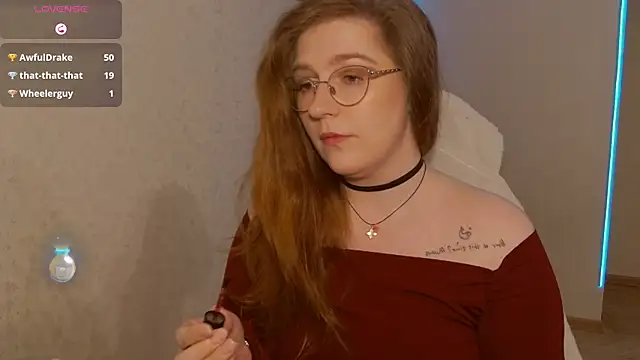 Snapshot of LesyaOxi chatting on 01-10-25, 11:43 LesyaOxi online show from 01-10-25, 11:43