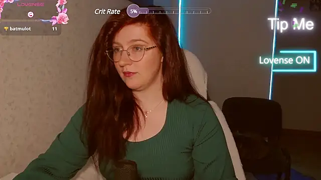 Snapshot of LesyaOxi chatting on 01-18-25, 07:17 LesyaOxi online show from 01-18-25, 07:17