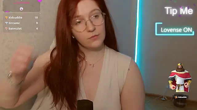 Snapshot of LesyaOxi chatting on 01-19-25, 08:39 LesyaOxi online show from 01-19-25, 08:39