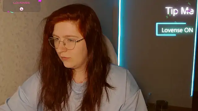 Snapshot of LesyaOxi chatting on 01-22-25, 06:10 LesyaOxi online show from 01-22-25, 06:10