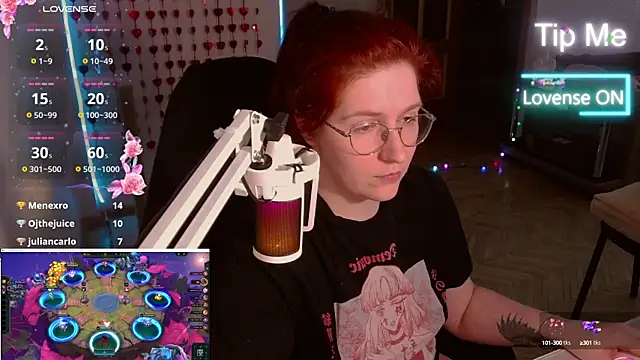 Snapshot of LesyaOxi chatting on 02-08-25, 10:18 LesyaOxi online show from 02-08-25, 10:18