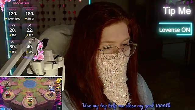 Snapshot of LesyaOxi chatting on 02-16-25, 11:05 LesyaOxi online show from 02-16-25, 11:05