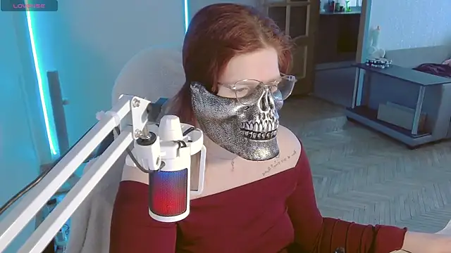 Snapshot of LesyaOxi chatting on 02-20-25, 11:20 LesyaOxi online show from 02-20-25, 11:20