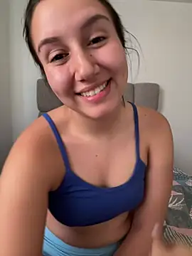 Jullya x online show from 07-13-26, 09:39