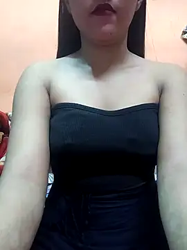 Snapshot of Eisha_20s chatting on 01-17-25, 11:49 Eisha 20s online show from 01-17-25, 11:49