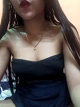 Snapshot of Eisha_20s chatting on 02-17-25, 05:14 Eisha 20s online show from 02-17-25, 05:14