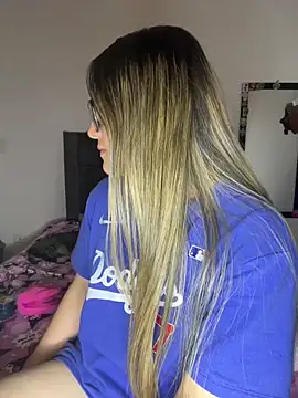 LunaShine  online show from 09-28-25, 01:33