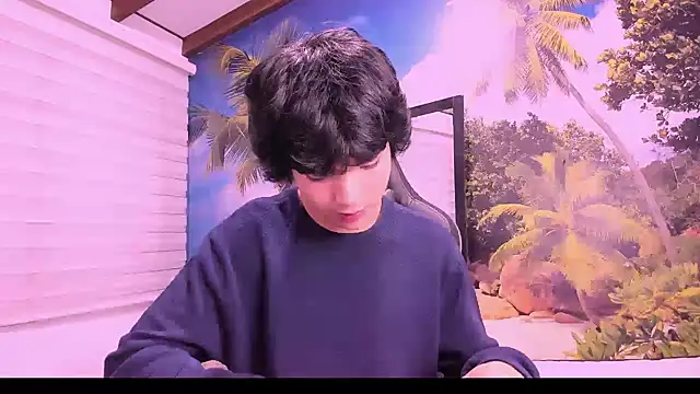 AllanYong18 online show from 02-05-25, 04:06