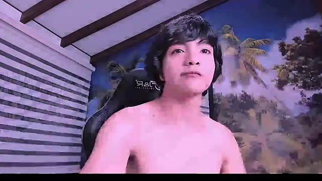 AllanYong18 online show from 02-15-25, 06:23