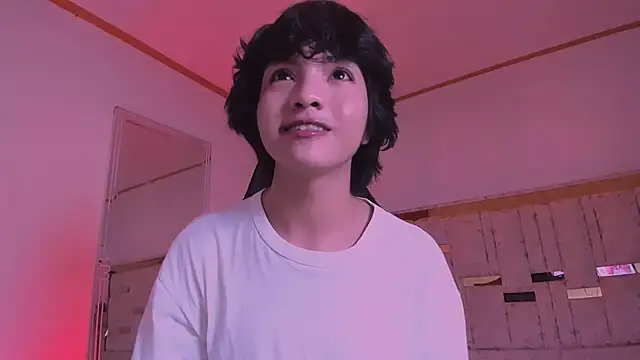 AllanYong18 online show from 03-13-25, 04:27