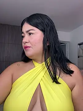 Snapshot of karla_hotgirl chatting on 03-15-25, 03:18 karla hotgirl online show from 03-15-25, 03:18