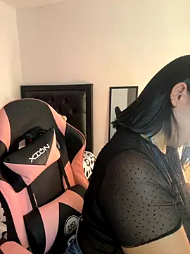 Snapshot of karla_hotgirl chatting on 09-24-25, 01:42 karla hotgirl online show from 09-24-25, 01:42