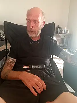 filthymind619 online show from 10-13-25, 02:17