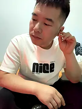 zxb757369 online show from 10-24-25, 10:44