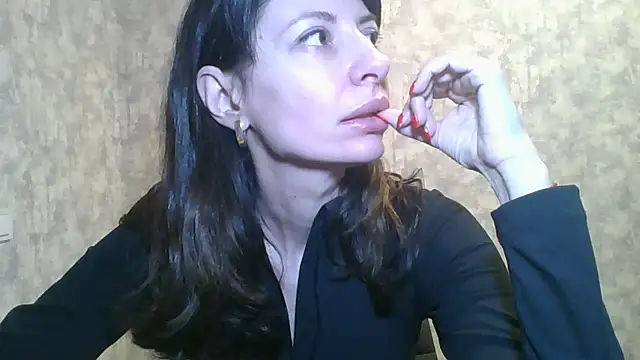 Snapshot of LissaBlossom chatting on 01-08-25, 05:05 LissaBlossom online show from 01-08-25, 05:05