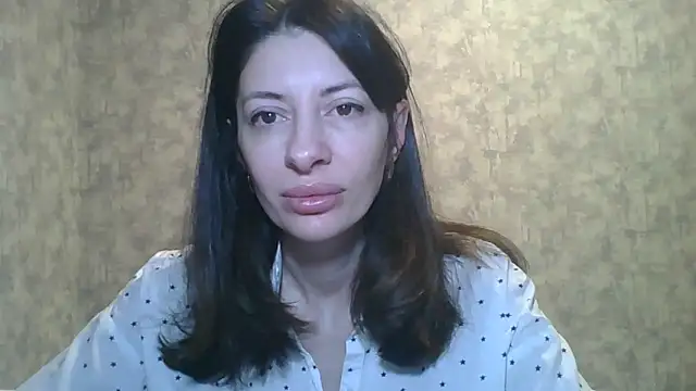 Snapshot of LissaBlossom chatting on 01-10-25, 04:33 LissaBlossom online show from 01-10-25, 04:33