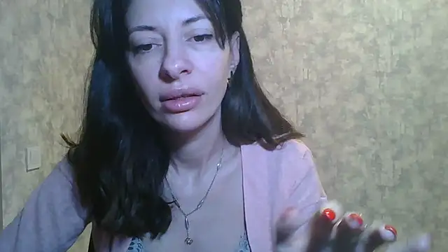 Snapshot of LissaBlossom chatting on 01-13-25, 05:01 LissaBlossom online show from 01-13-25, 05:01