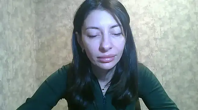 Snapshot of LissaBlossom chatting on 01-19-25, 05:37 LissaBlossom online show from 01-19-25, 05:37
