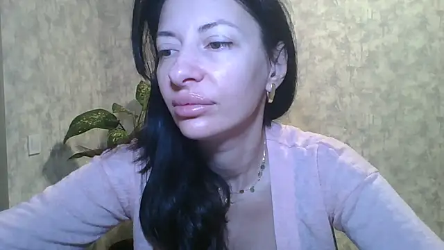 Snapshot of LissaBlossom chatting on 09-23-25, 04:15 LissaBlossom online show from 09-23-25, 04:15