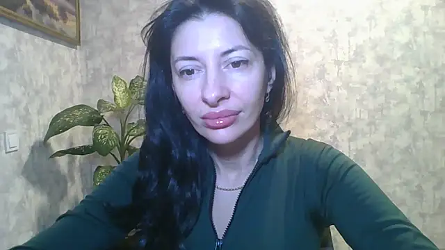 Snapshot of LissaBlossom chatting on 10-15-25, 03:06 LissaBlossom online show from 10-15-25, 03:06