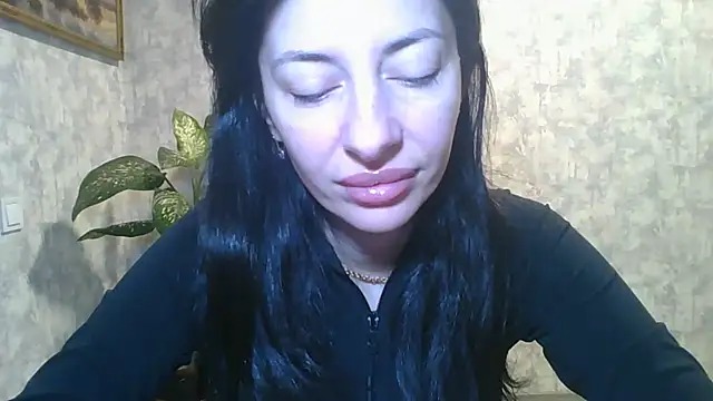 Snapshot of LissaBlossom chatting on 10-16-25, 05:30 LissaBlossom online show from 10-16-25, 05:30