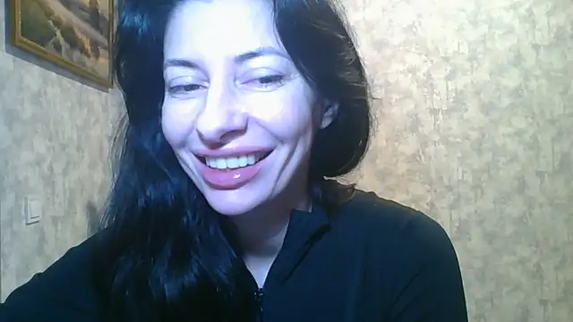 Snapshot of LissaBlossom chatting on 10-28-25, 05:00 LissaBlossom online show from 10-28-25, 05:00