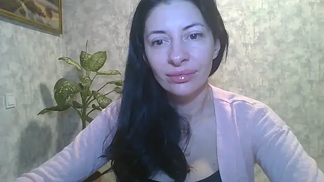 Snapshot of LissaBlossom chatting on 12-18-25, 05:24 LissaBlossom online show from 12-18-25, 05:24