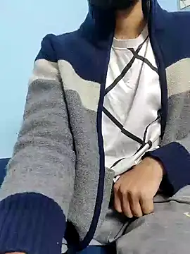 TOPMOON001 online show from 02-03-25, 12:03