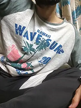 TOPMOON001 online show from 02-16-26, 06:59