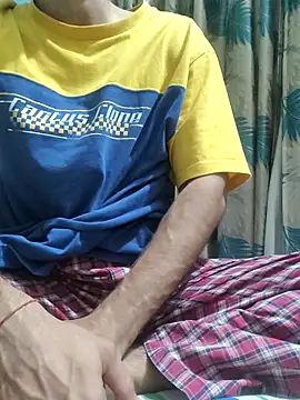 TOPMOON001 online show from 03-25-26, 07:31