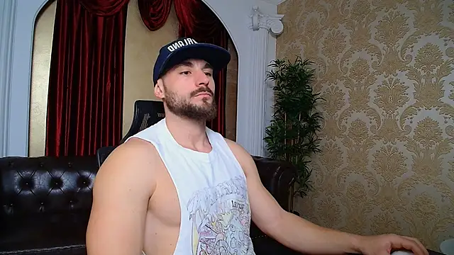 Snapshot of AdamJamesonn chatting on 02-04-25, 06:25 AdamJamesonn online show from 02-04-25, 06:25