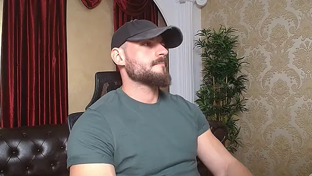 Snapshot of AdamJamesonn chatting on 03-20-25, 10:10 AdamJamesonn online show from 03-20-25, 10:10