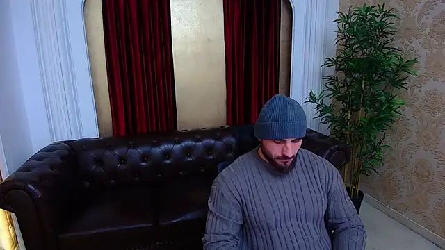 Snapshot of AdamJamesonn chatting on 12-14-25, 05:46 AdamJamesonn online show from 12-14-25, 05:46