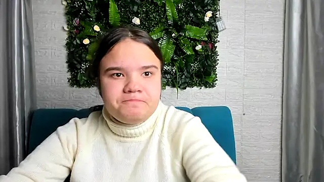 AdeleCruz online show from 01-08-25, 04:11